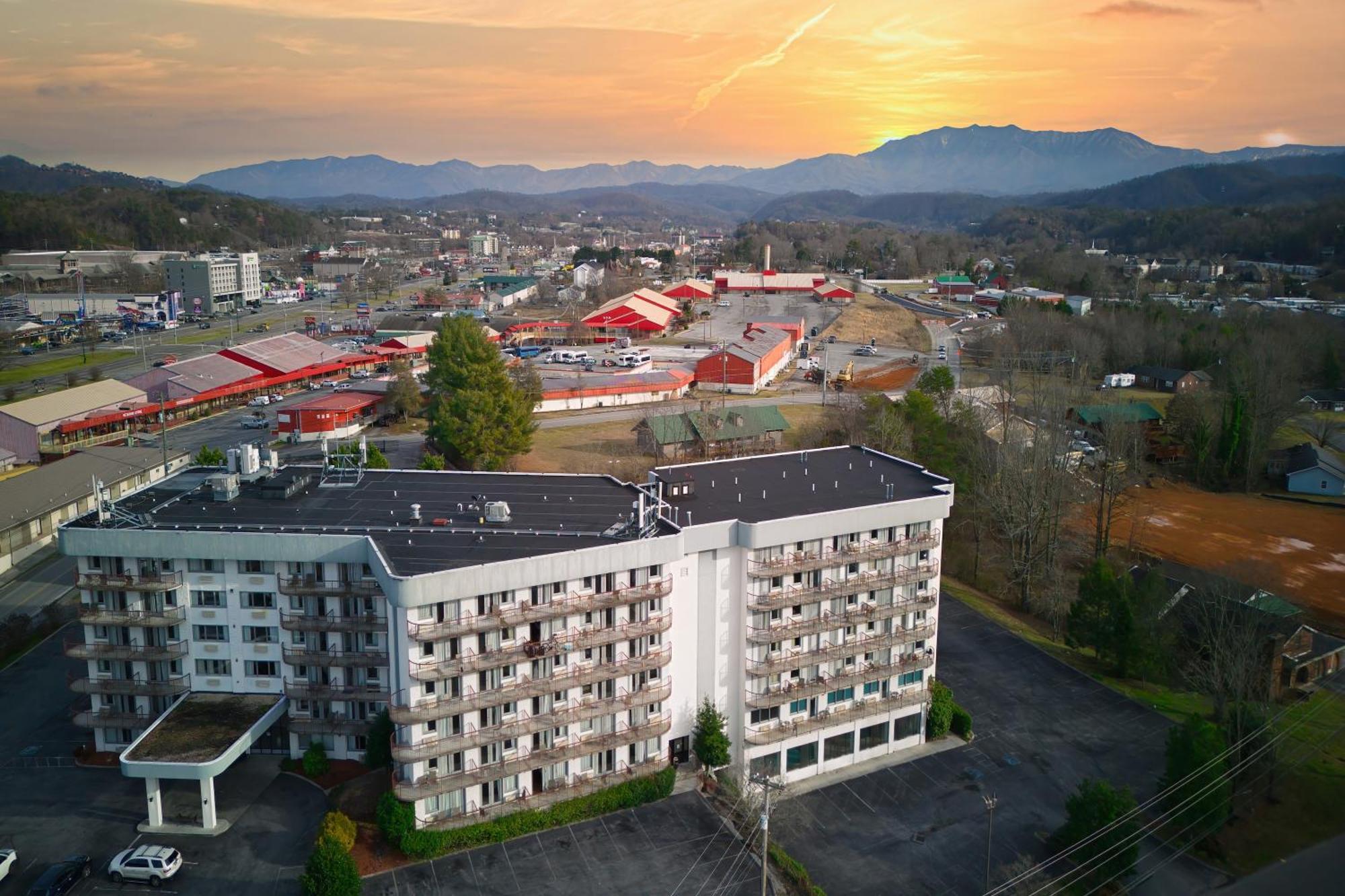 Park Tower Inn Pigeon Forge Εξωτερικό φωτογραφία